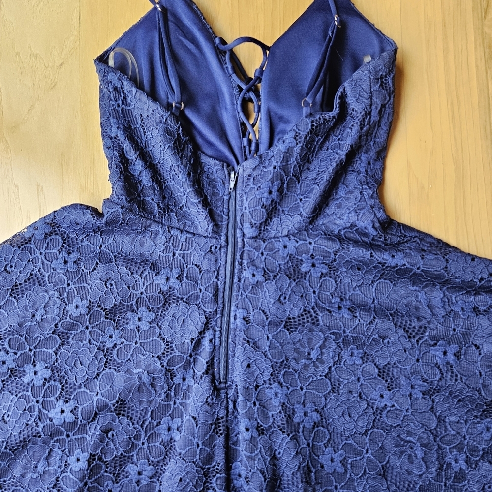 Trac Navy Lace Detail Dress XS - Picture 4 of 8